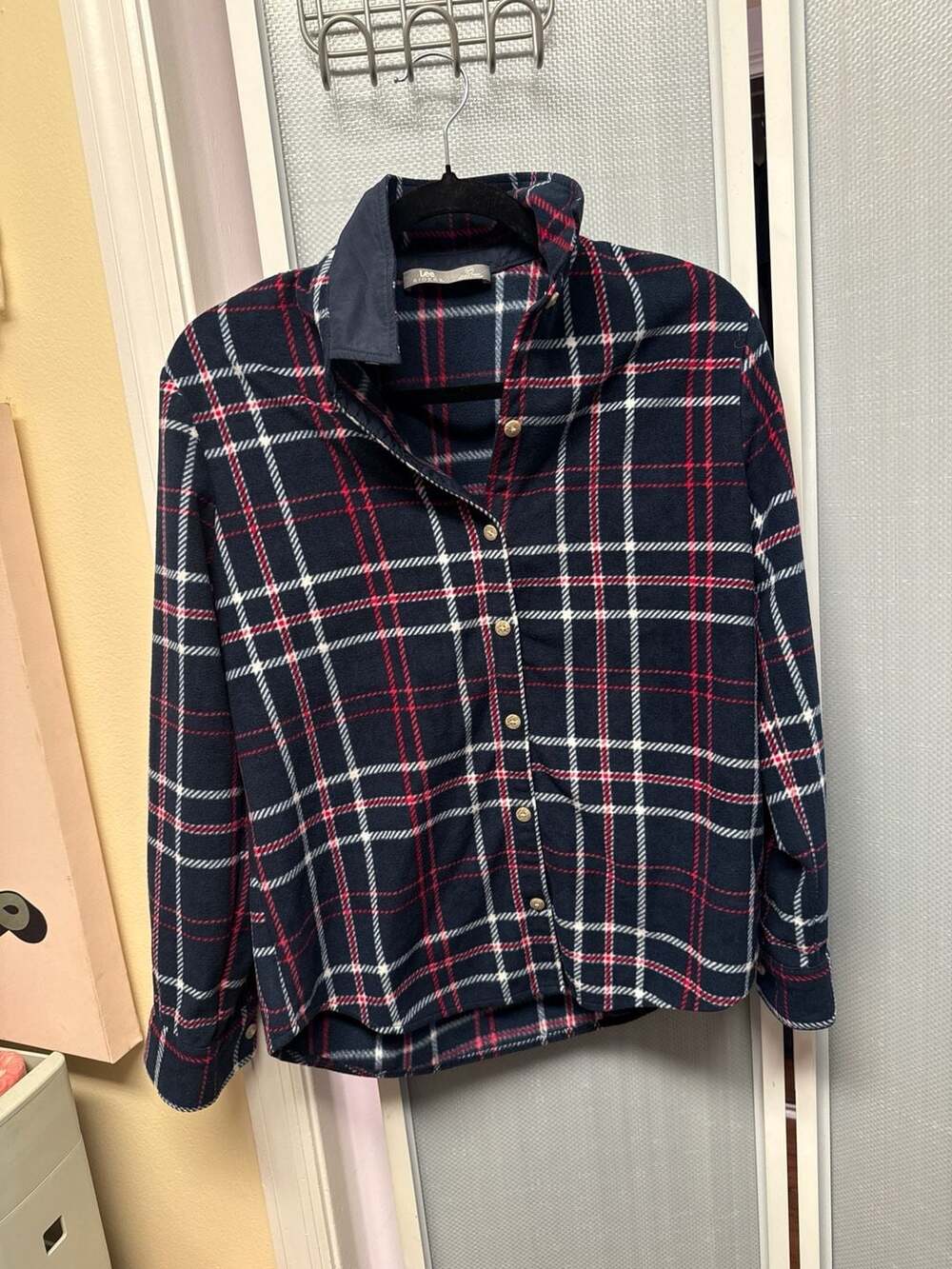 Lee Riders Women's Navy Blue and Red Plaid Fleece Button-Down Shirt Size Small